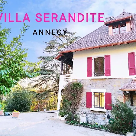 Serandite Maison De Famille Lägenhet *